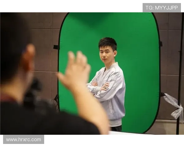 DOTA2热议：LNG战队意识争议引发玩家热烈讨论与反思